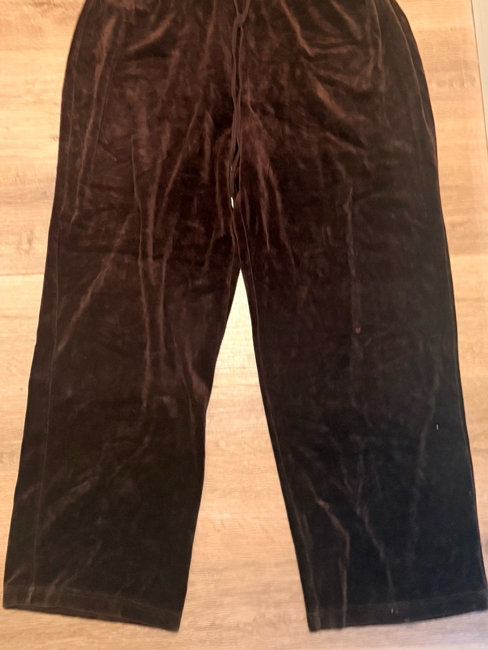 Jones New York Black Velour Jogger Pants